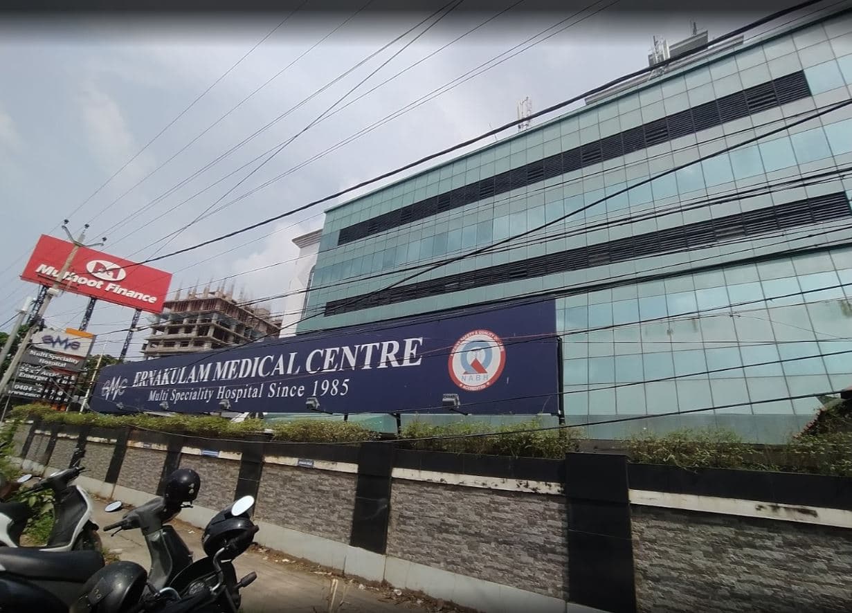 Ernakulam Medical Centre, Kochi logo