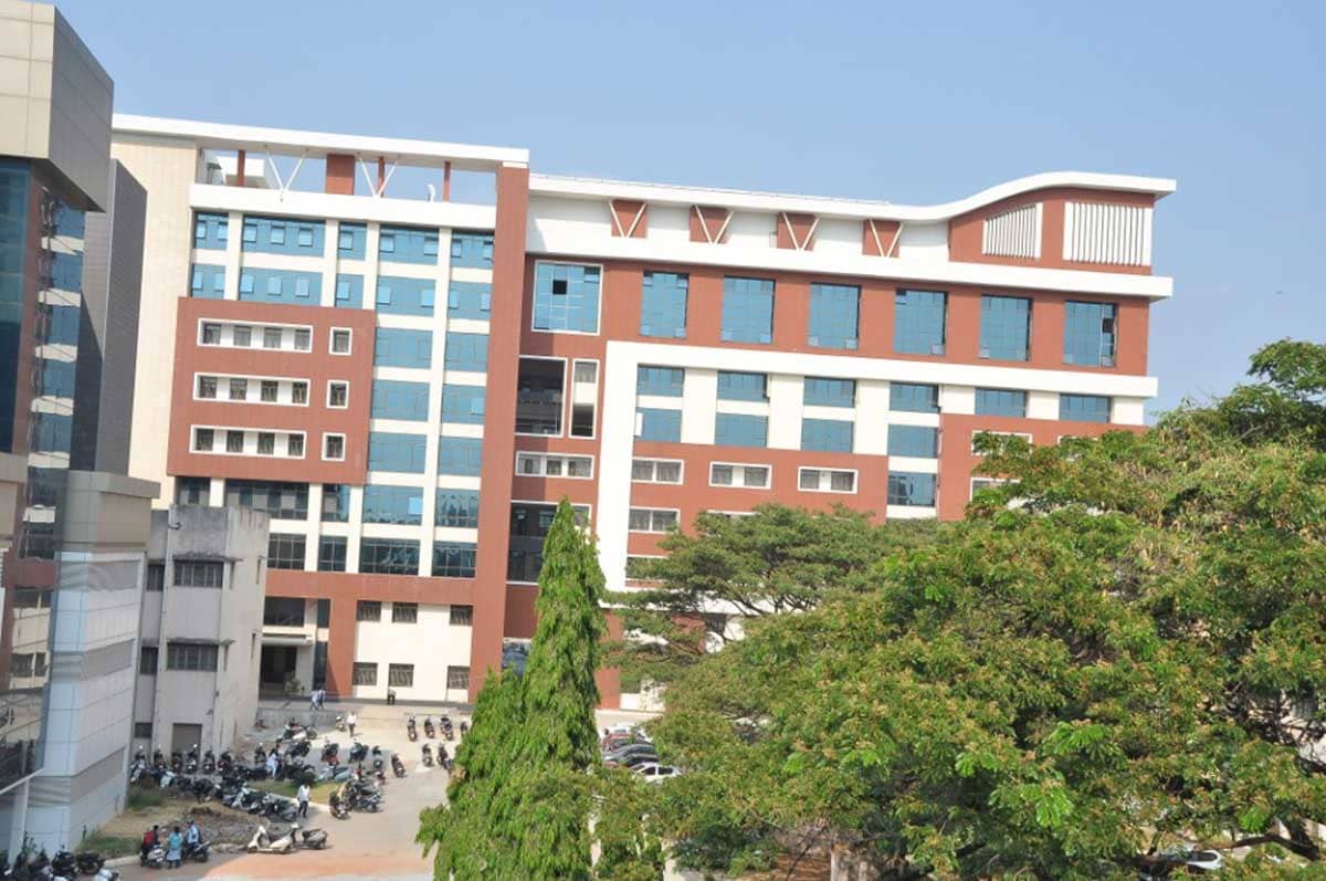 Jagadguru Jayadeva Murugarajendra Medical College, Davanagere campus