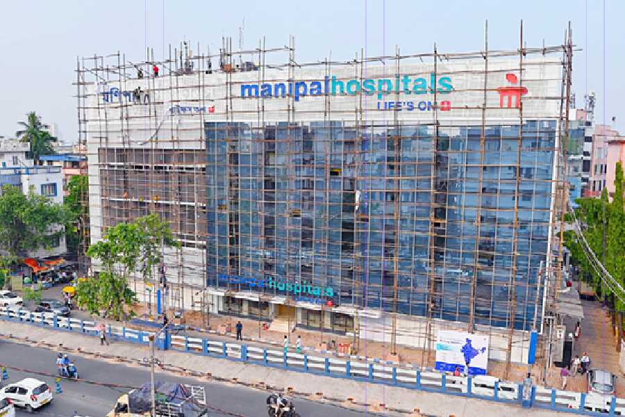 Manipal Hospital, Broadway campus